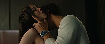 Actress - Dove Cameron: Movie - 56 Days